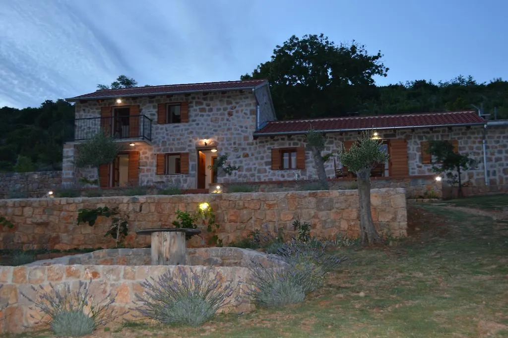 Villa Mara - Secluded House With Breathtaking View- Seline, Starigrad Paklenica
