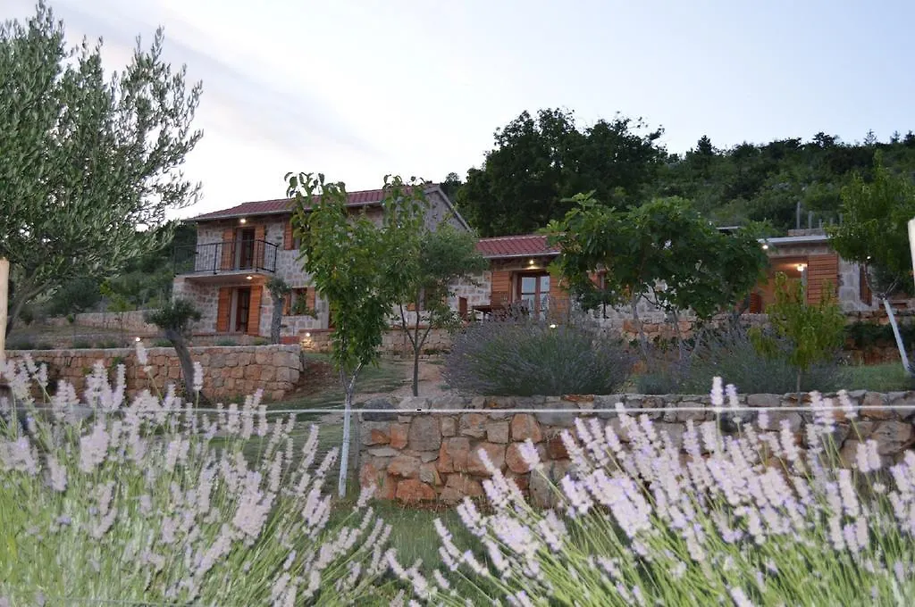 Villa Mara - Secluded House With Breathtaking View- Seline, Starigrad Paklenica 0*, Seline Croatia