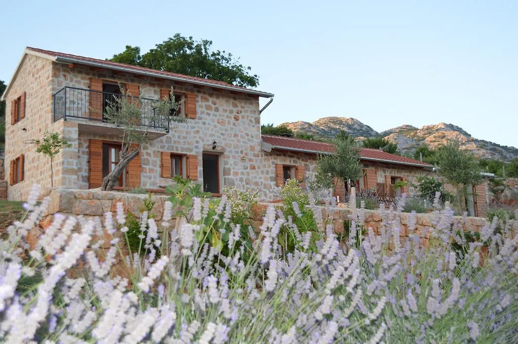 Villa Mara - Secluded House With Breathtaking View- Seline, Starigrad Paklenica